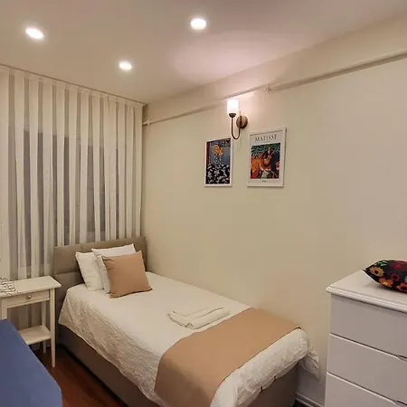 Flat With Bosphorus View In Rumelihisari Istanbul