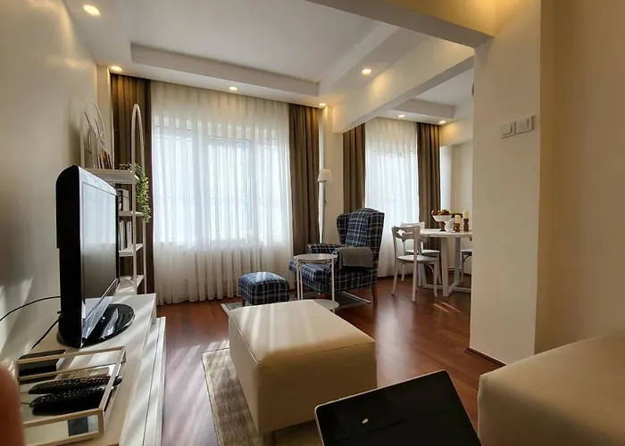 Flat With Bosphorus View In Rumelihisari * Istanboel